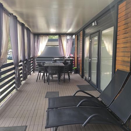 K9 Mobile Home Camp Dalmacija Privlaka プリヴラカ エクステリア 写真