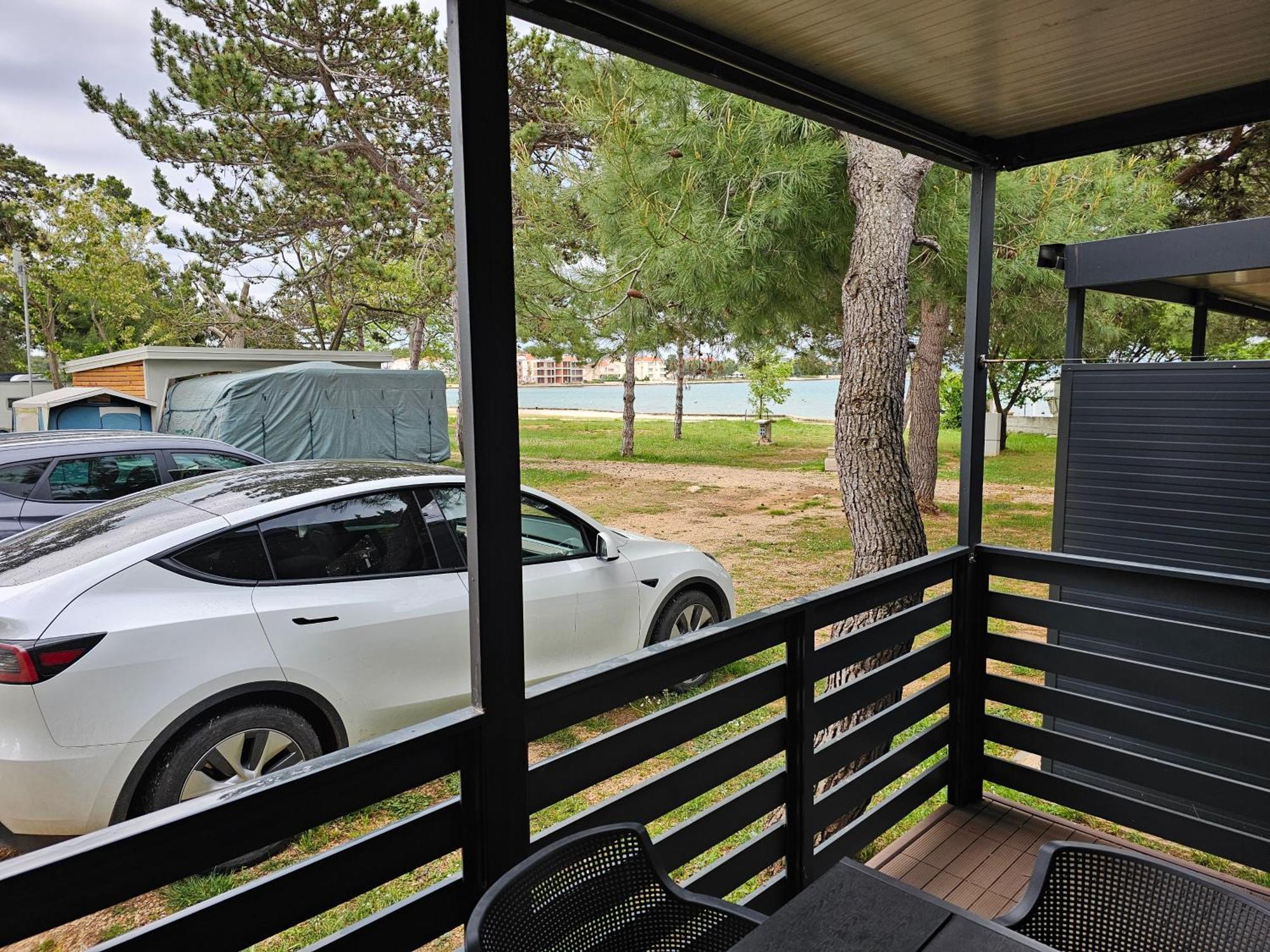 K9 Mobile Home Camp Dalmacija Privlaka プリヴラカ エクステリア 写真